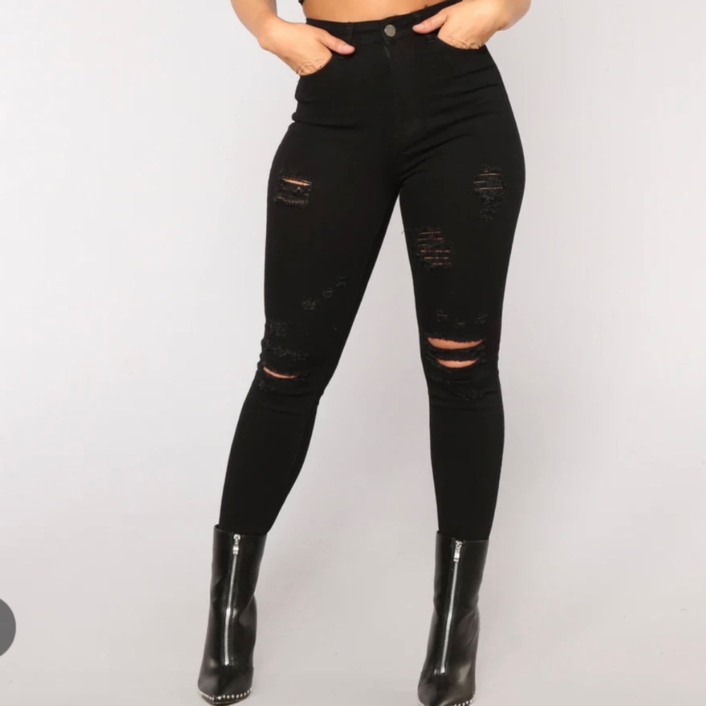Fashion Nova Distressed black jeans